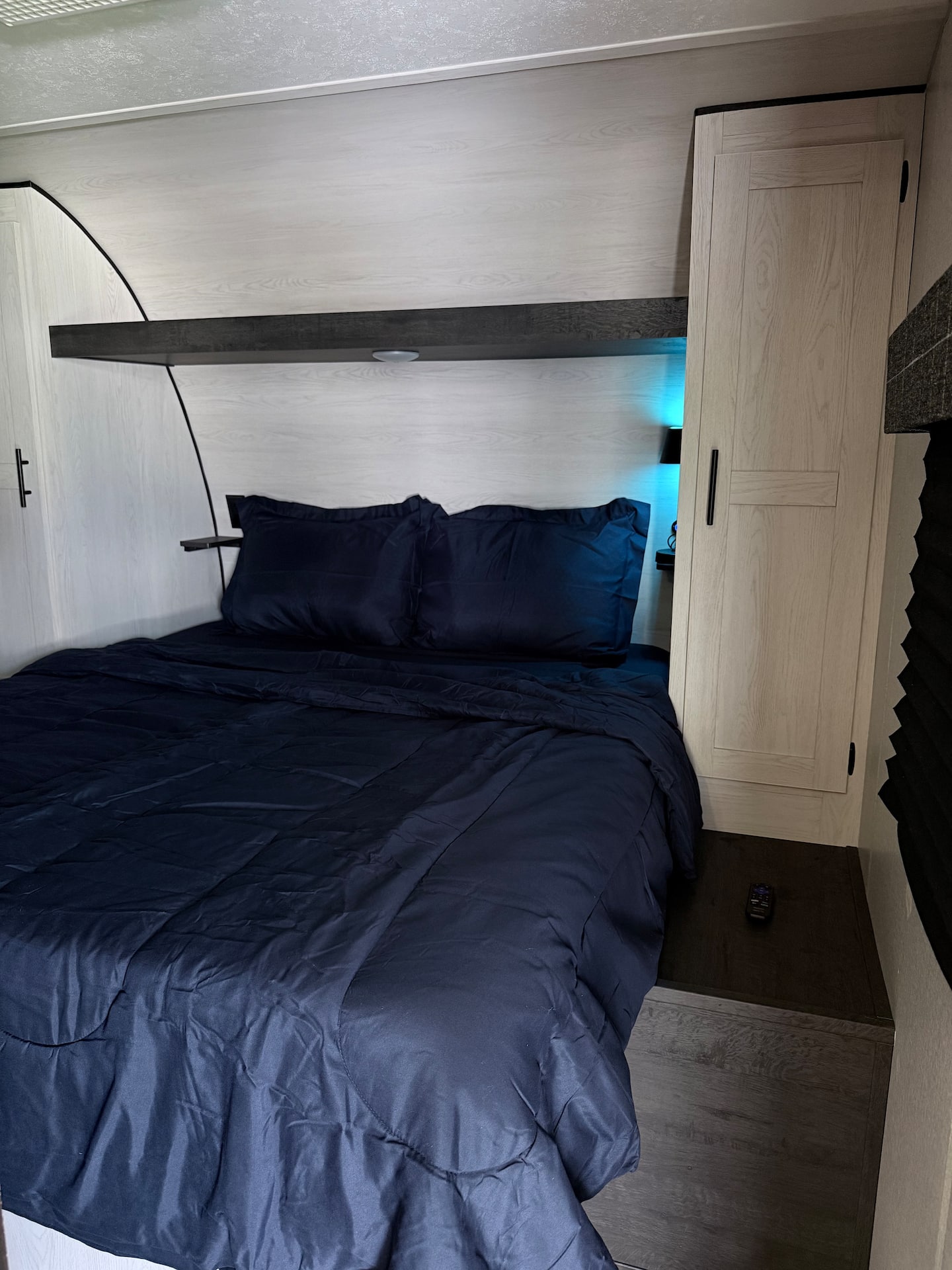 Habitación con cama queen